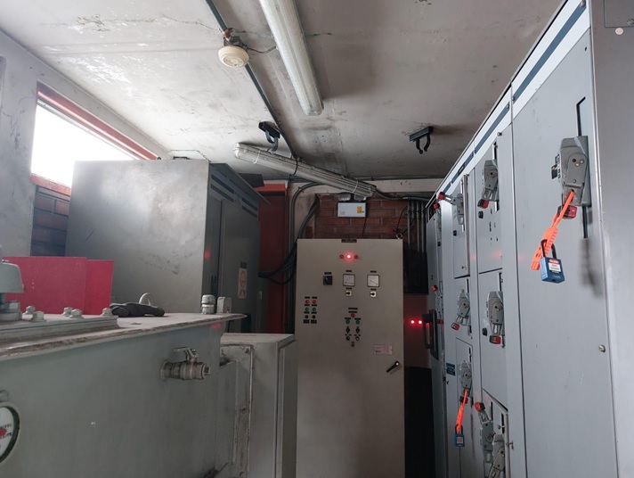 ala Eléctrica Muelle Descarga: Equipamiento en Estado Actual